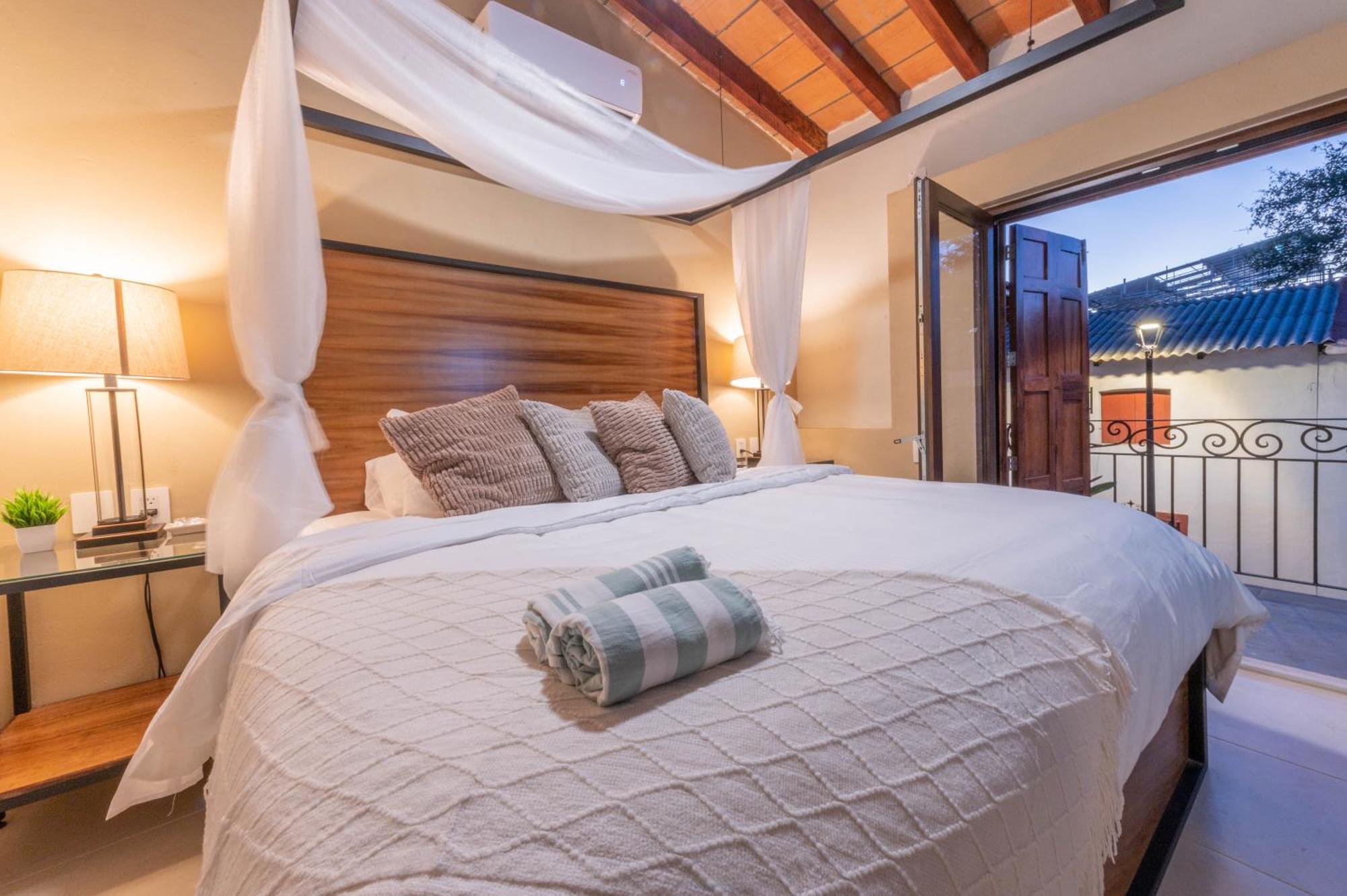 Casa Victoria Malecon - Adults Only Hotel Puerto Vallarta Luaran gambar
